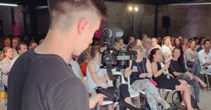 Sylvain Bergs, instructeur op Soofos, maakte een online cursus over Premiere Pro waarmee jij die prachtige video's kunt leren bewerken