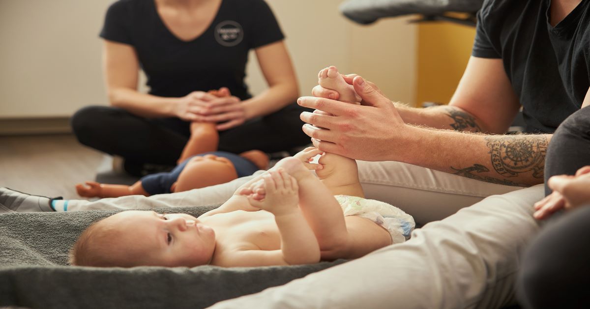 Cursus babymassage – Een ontspannen kindje met minder buikkrampjes